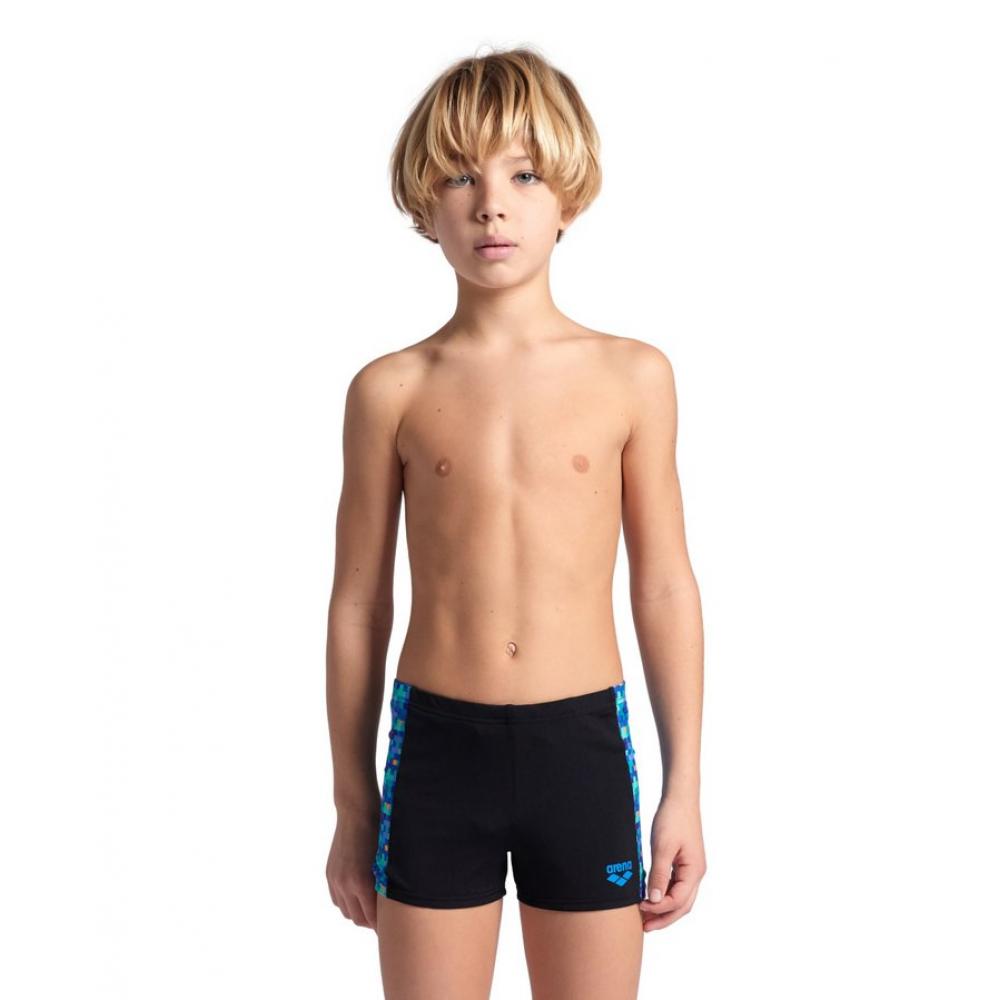 Плавки м ARENA POOLTILES JR SWIM SHORT black-blue multi 007228 580 8-9 Arena 24 24-080000628